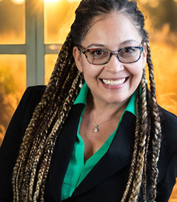 Portrait of Rosalind Edwards, REALTOR® / Leasing Agent.